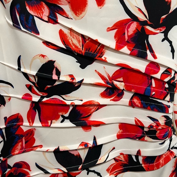 Ivanka Trump ruched sheath with zipper detail, size 12, NWT - Picture 2 of 4